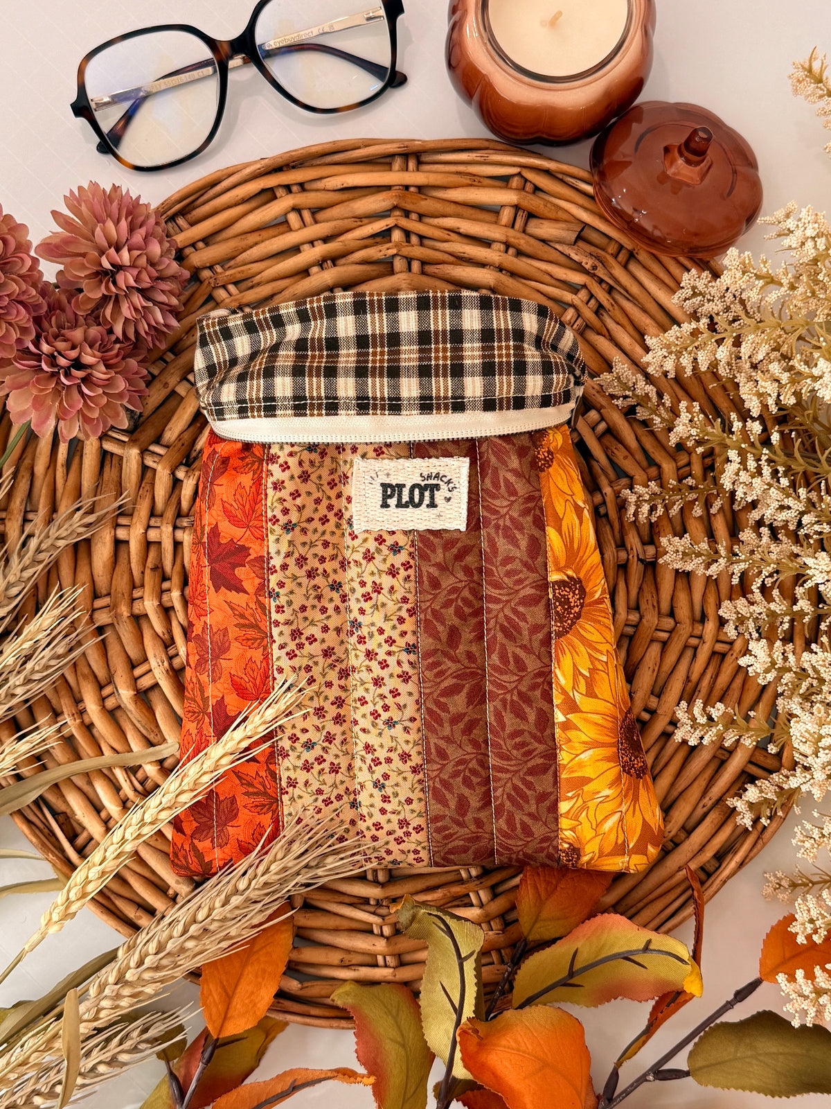 Autumn 02 E-reader Sleeve
