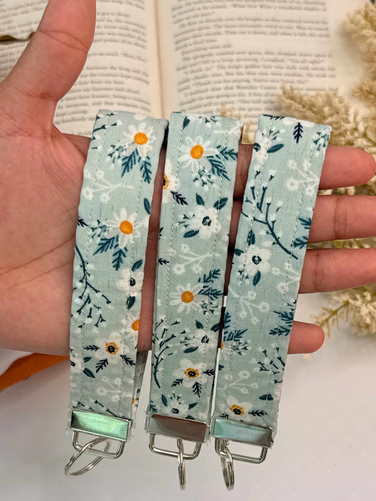 Daisy Fields Keychain Wristlet