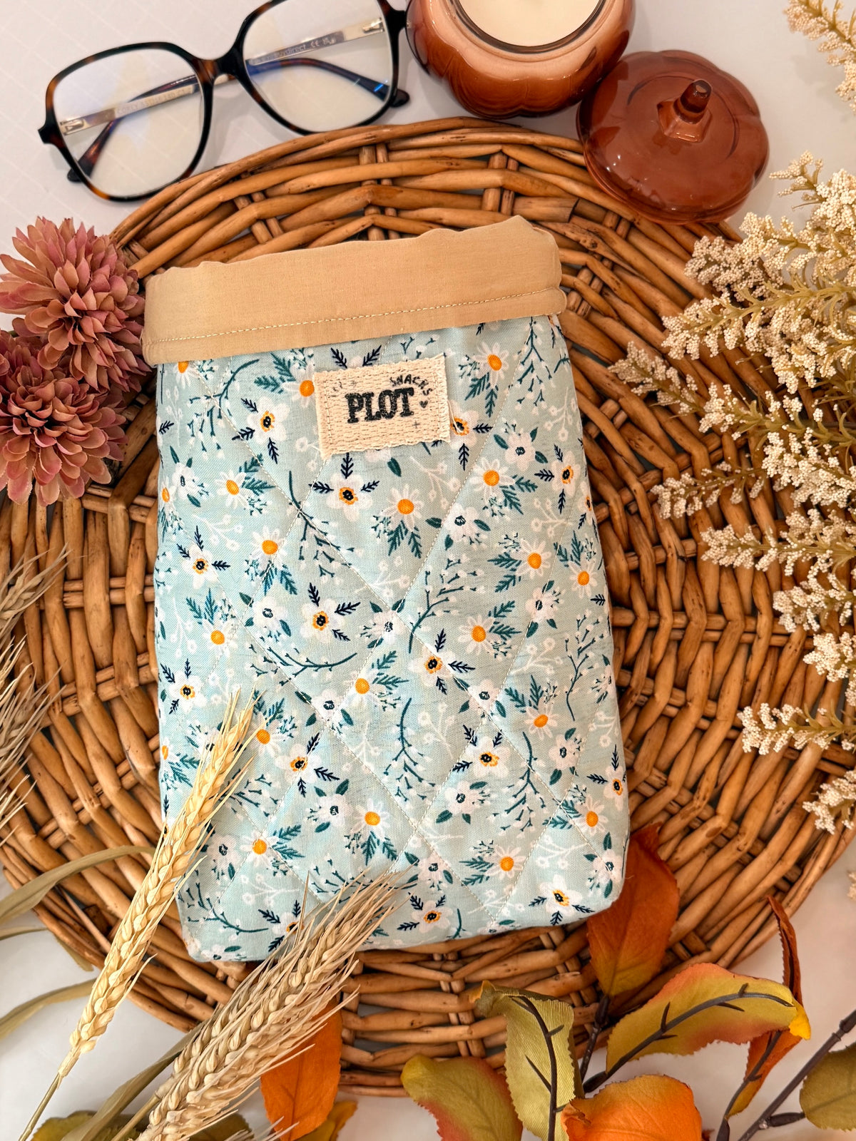 Daisy Fields Regular Book Sleeve